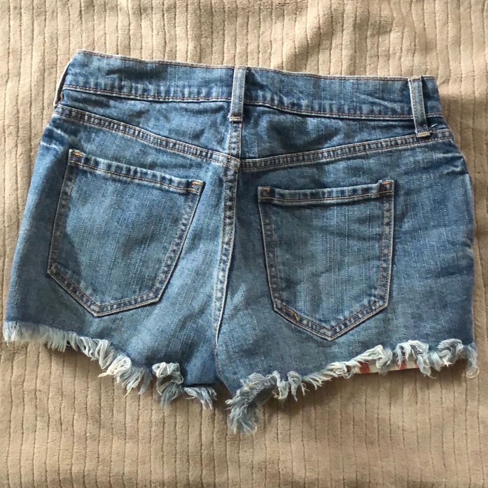 Old navy American flag pocket shorts - Picture 2 of 2